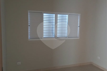 Terreno à venda com 2 quartos, sendo 1 suíte, no condomínio Costa Leste, Três Lagoas - MS
