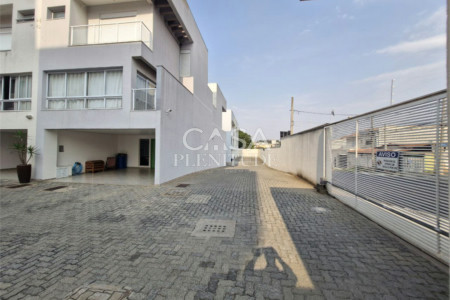 Casa em condomínio à venda com 3 quartos, sendo 1 suíte, em Vila Progresso, Sorocaba, SP