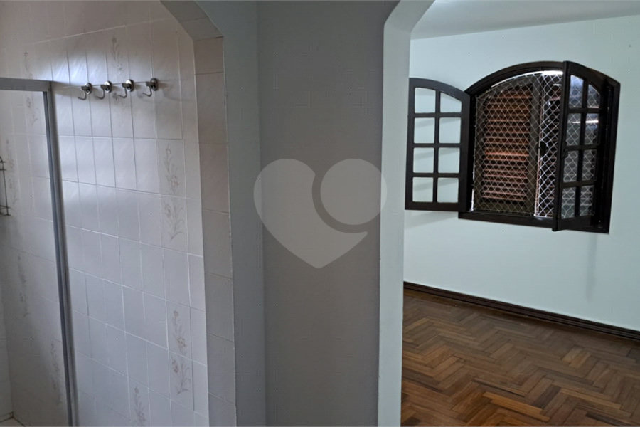 Casa à venda com 4 quartos, sendo 1 suíte, em Vila Galvão, Guarulhos, SP