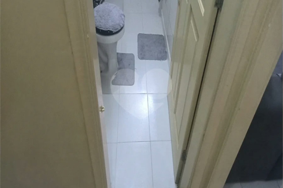 Casa Térrea à venda com 5 quartos, sendo 1 suíte,  em Chora Menino, São Paulo, SP