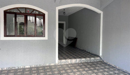 Sobrado à venda com 5 quartos, sendo 2 suítes,  em Jardim da Granja, São José dos Campos, SP