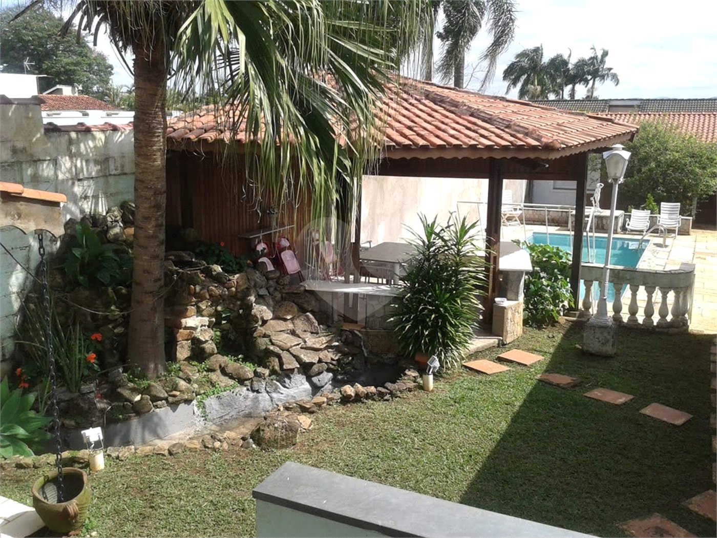 Casa à venda com 4 quartos, sendo 1 suíte, em Vila Esperia Ou Giglio, Atibaia, SP