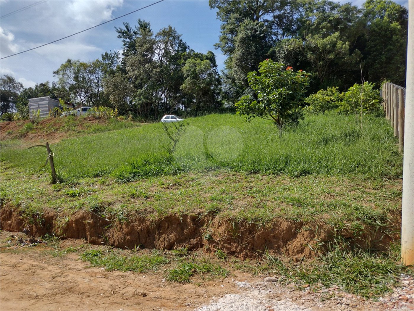 Terreno à venda com 1 suíte em Caixa D´água, Vinhedo, SP