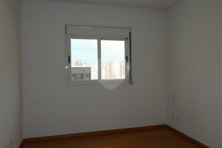 Apartamento à venda com 4 suítes em Moema, São Paulo, SP
