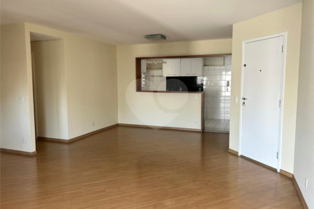 Apartamento à venda com 2 quartos, sendo 1 suíte, em Vila Andrade, São Paulo, SP