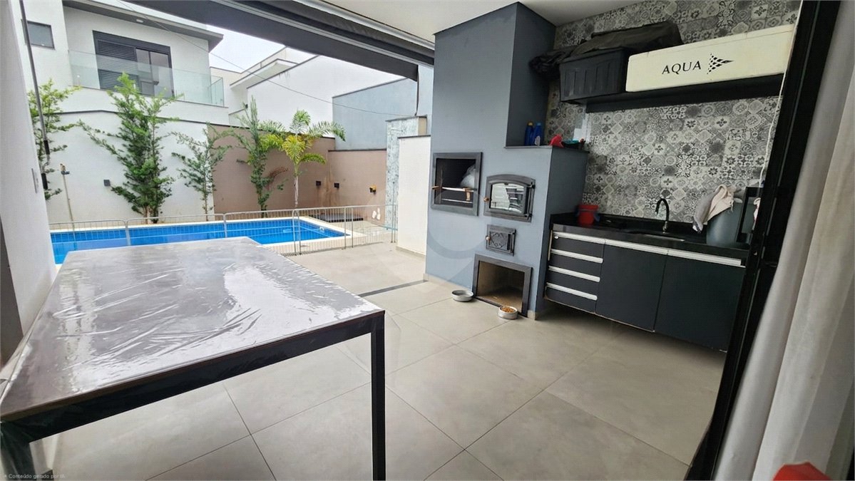 Casa à venda com 4 quartos, sendo 1 suíte, no condomínio Sun Lake, Sorocaba - SP