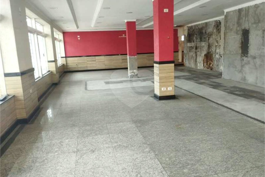 Prédio à venda em Santana, São Paulo, SP