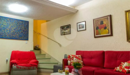 Casa à venda com 3 quartos, sendo 1 suíte,  em Planalto Paulista, São Paulo, SP