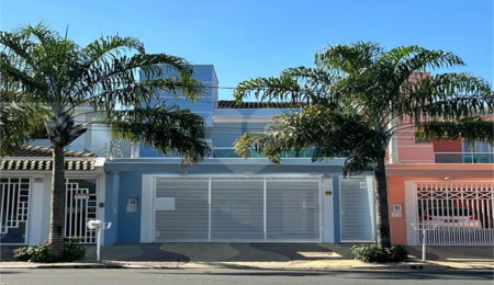 Sobrado à venda com 3 quartos, sendo 1 suíte, no Centro, Indaiatuba, SP