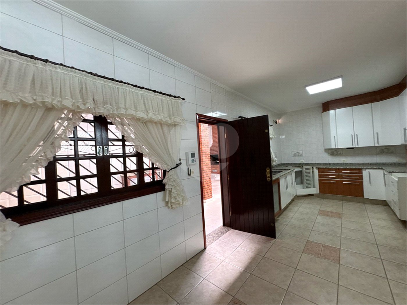 Sobrado à venda ou para alugar com 3 quartos, sendo 1 suíte, em Santana, São Paulo, SP