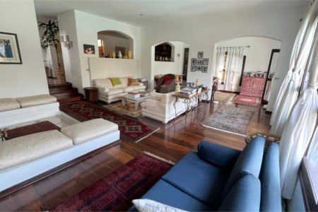 Casa à venda com 4 quartos, sendo 2 suítes, em Lar São Paulo, São Paulo, SP