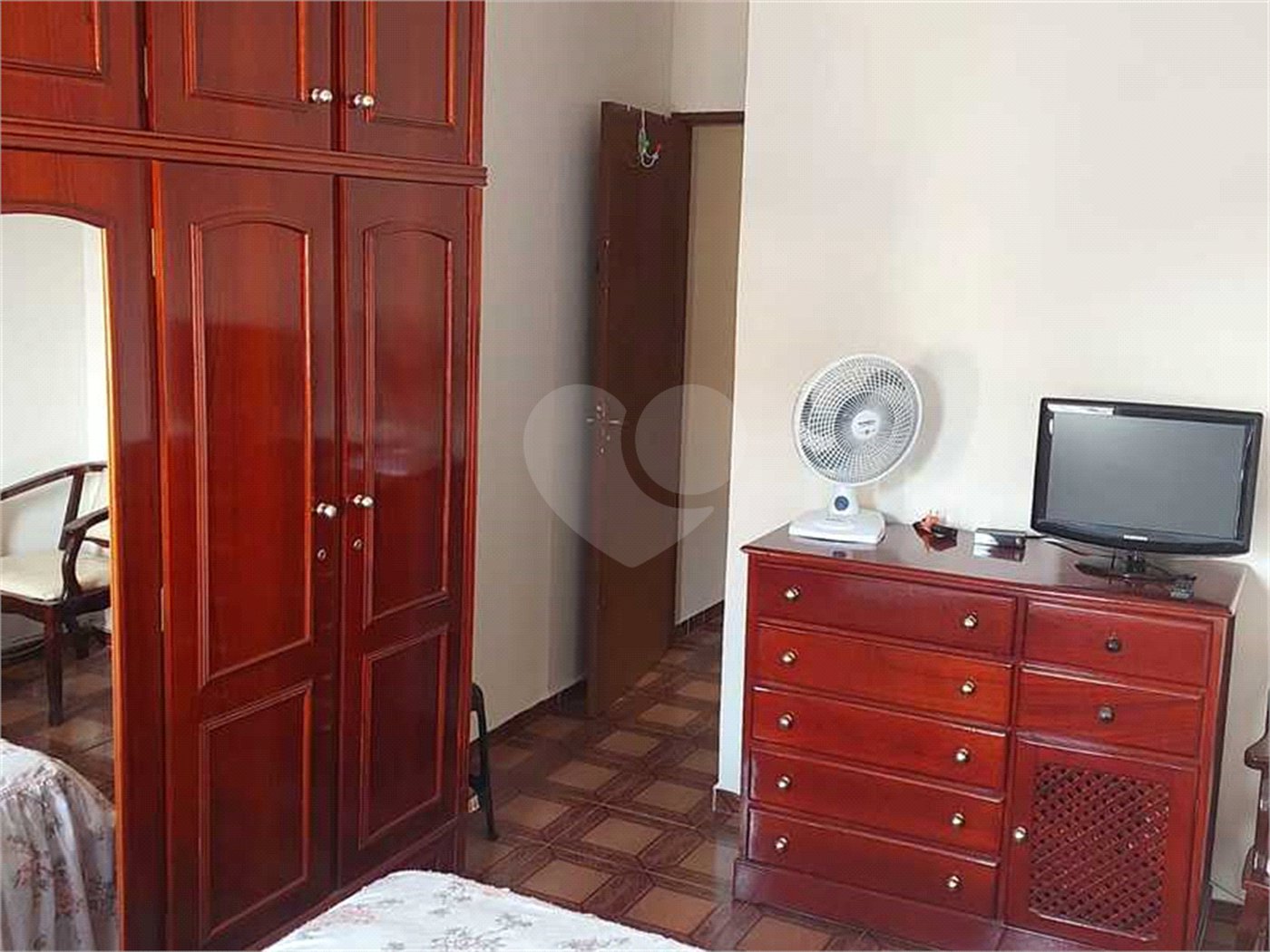 Sobrado à venda com 3 quartos, sendo 1 suíte,  no Brasilândia, São Paulo, SP