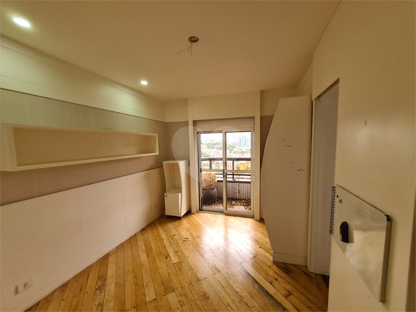 Apartamento à venda com 3 suítes em Água Fria, São Paulo, SP