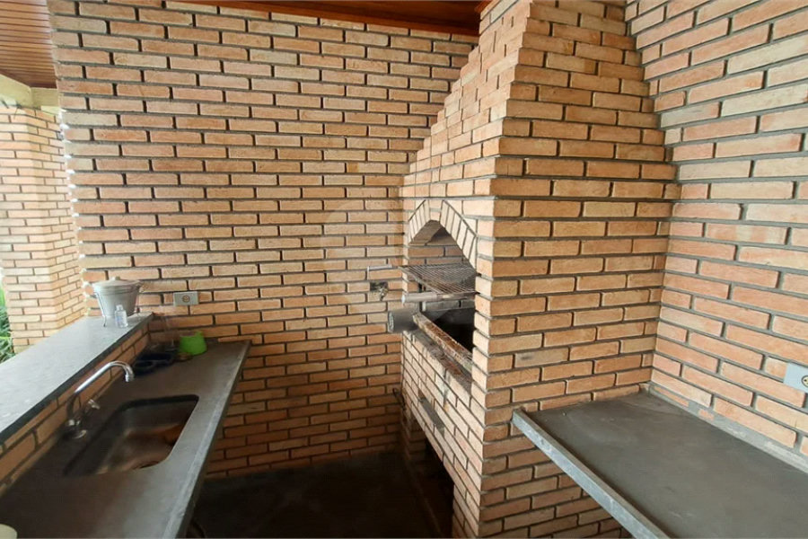 Sobrado à venda com 5 quartos, sendo 1 suíte, em Tremembé, São Paulo, SP
