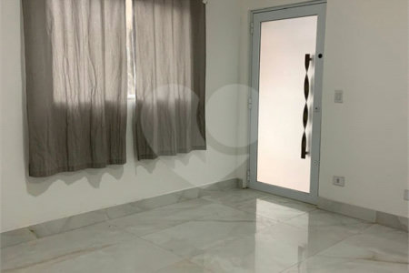 Casa em condomínio à venda com 2 quartos, sendo 1 suíte,  em Conjunto Bom Pastor, Mogi das Cruzes, SP