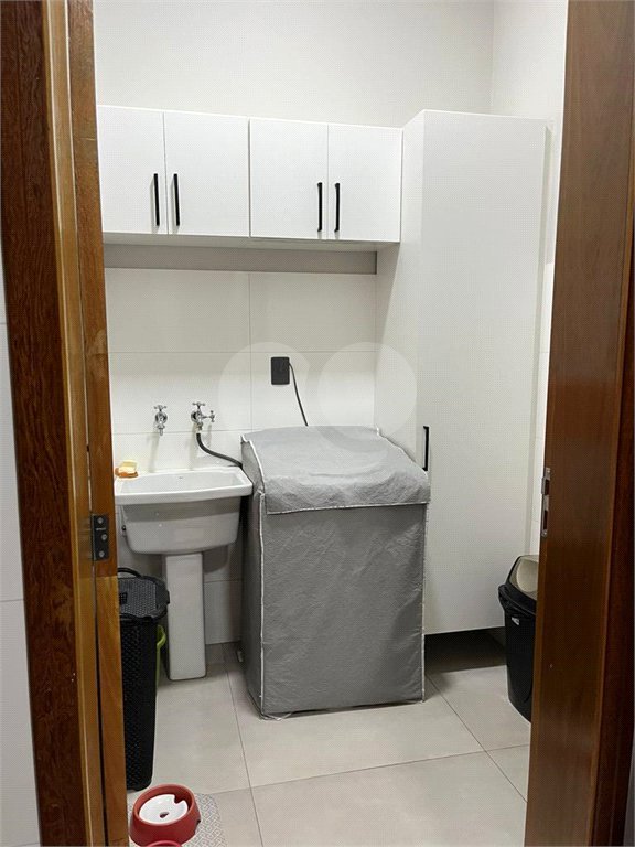 Casa à venda com 3 quartos, sendo 1 suíte, no condomínio Horto Florestal Villagio, Sorocaba - SP