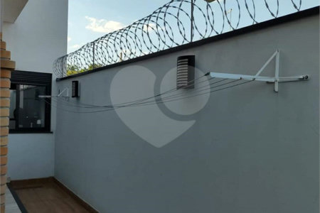 Casa à venda com 3 quartos, sendo 1 suíte, em Residencial Vila dos Eucaliptos, Salto, SP
