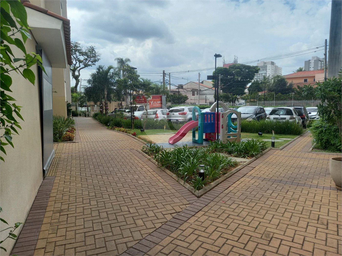Apartamento à venda com 2 quartos em Jardim Taboão, São Paulo, SP