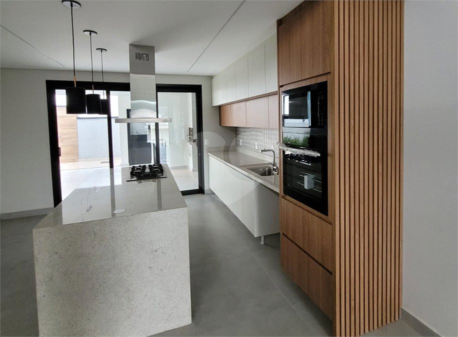 Casa à venda com 3 suítes no condomínio Sun Lake, Sorocaba - SP