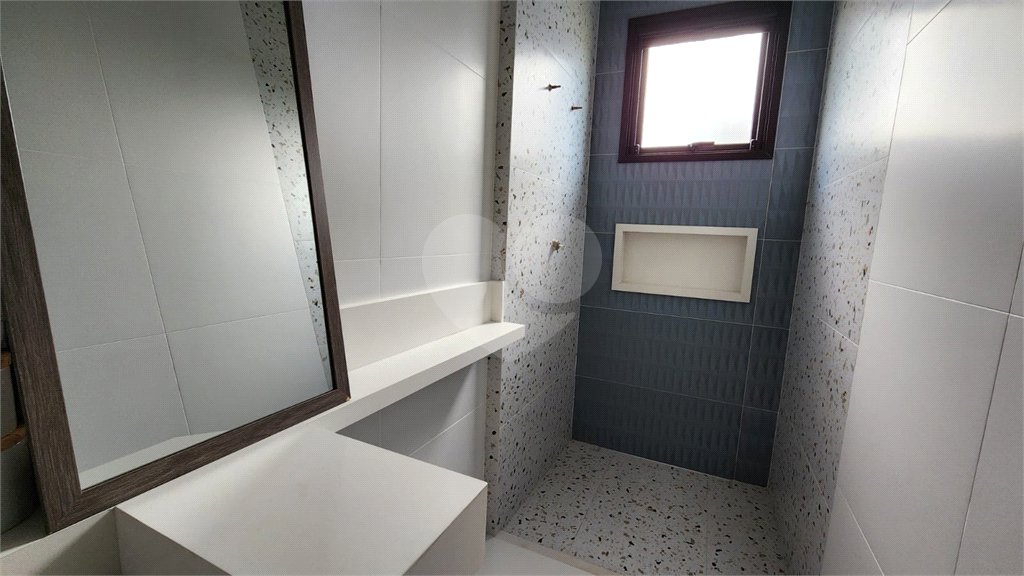 Casa à venda com 3 suítes no condomínio Residencial Jardim Primavera, Louveira - SP