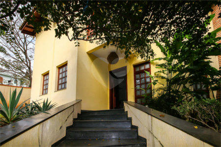 Casa à venda com 5 quartos, sendo 3 suítes, em City América, São Paulo, SP