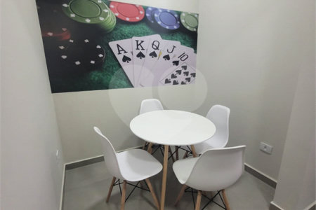 Casa à venda com 2 quartos no condomínio Residencial Caxangá 2, Suzano - SP