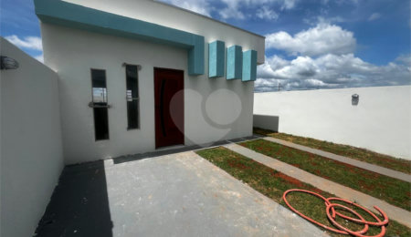 Casa à venda com 2 quartos em Parque Itapê, Itapetininga, SP