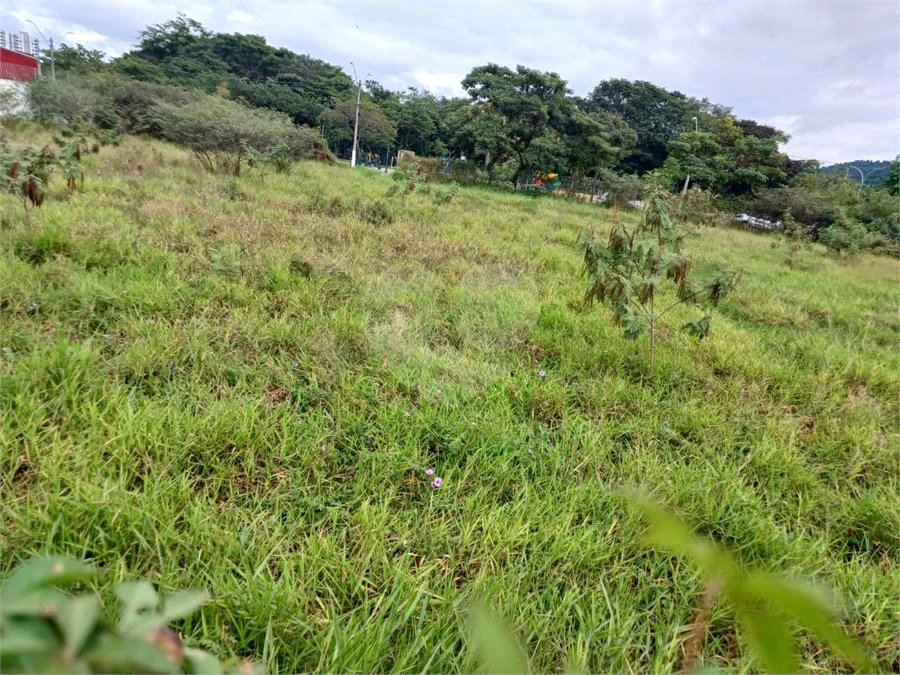 OPORTUNIDADE COMERCIAL NO CENTRO DE ITUPEVA SP