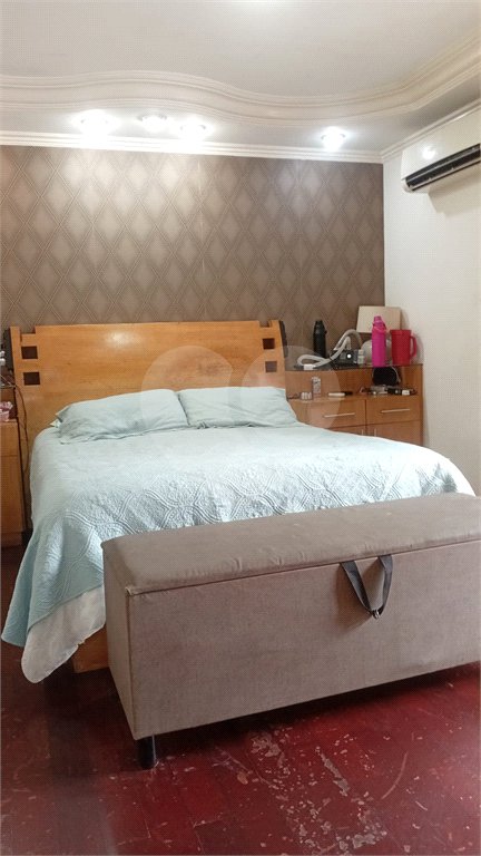 Casa à venda com 4 quartos, sendo 2 suítes, no condomínio Canamari, São Paulo - SP