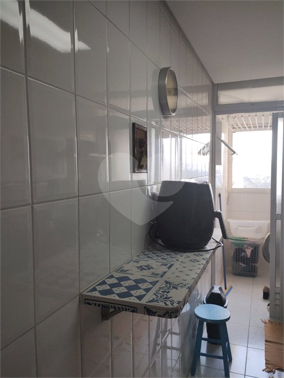 Apartamento à venda com 3 quartos, sendo 1 suíte,  em Jardim Ester Yolanda, São Paulo, SP