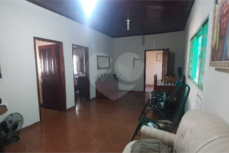 Casa à venda com 4 quartos em Vila Nova, Três Lagoas, MS