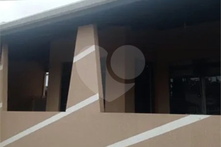 CASA A VENDA, PARQUE BANDEIRANTES, 3 DORMITORIOS 1 SENDO SUÍTE, 2 VAGAS DE GARAGEM, SJC/SP