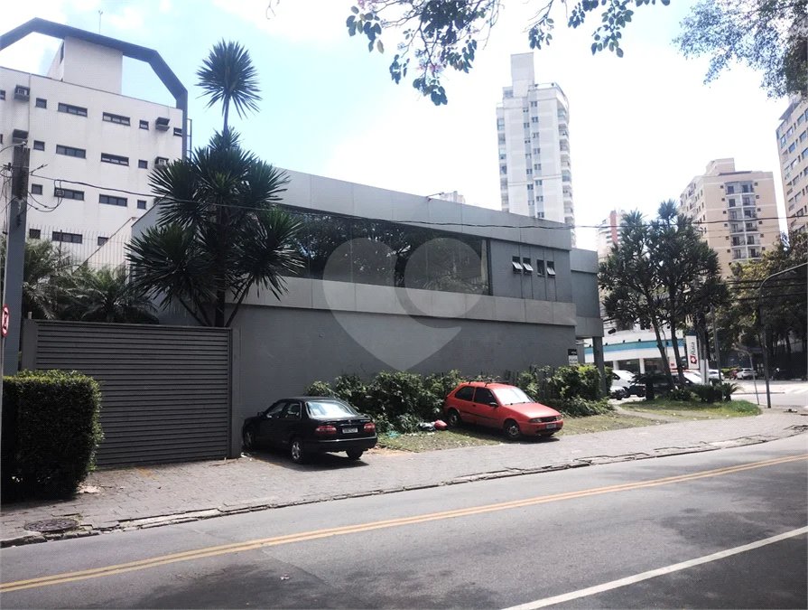 IMÓVEL COMERCIAL MONOUSUÁRIO PARA ALUGAR NA VILA ANDRADE, SÃO PAULO - SP