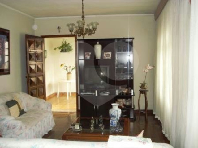 Sobrado à venda com 3 quartos, sendo 1 suíte,  em Vila Nova Mazzei, São Paulo, SP