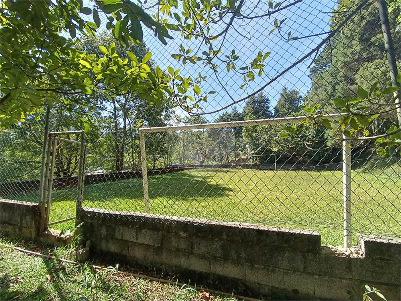 Chácara à venda com 7 quartos, sendo 1 suíte, no Centro (mailasqui), São Roque, SP