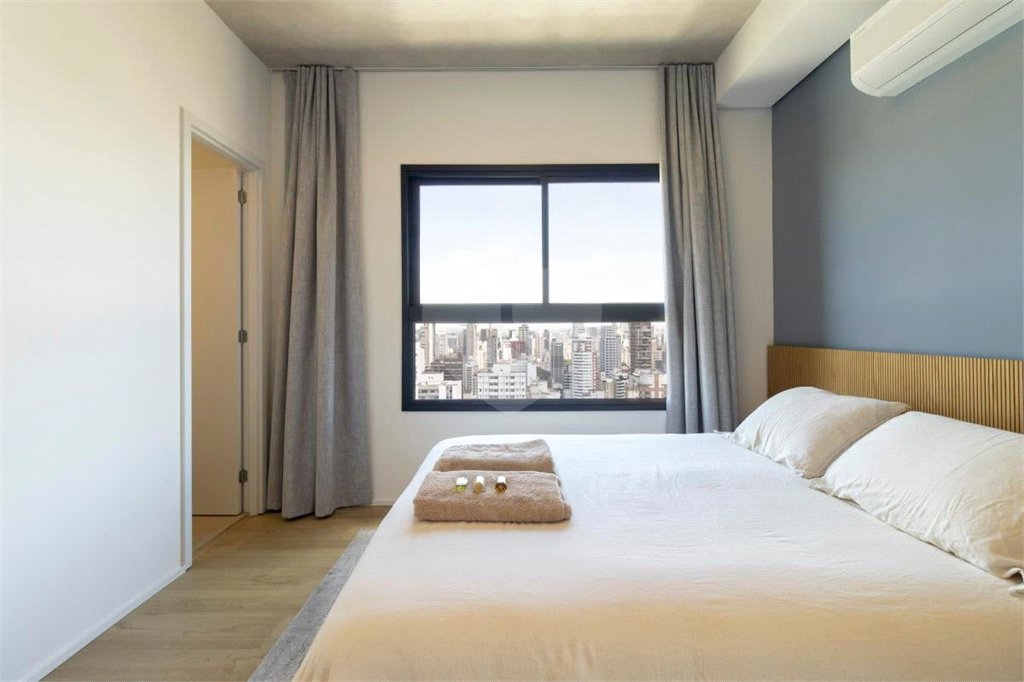 Apartamento à venda com 3 quartos, sendo 2 suítes, em Pinheiros, São Paulo, SP