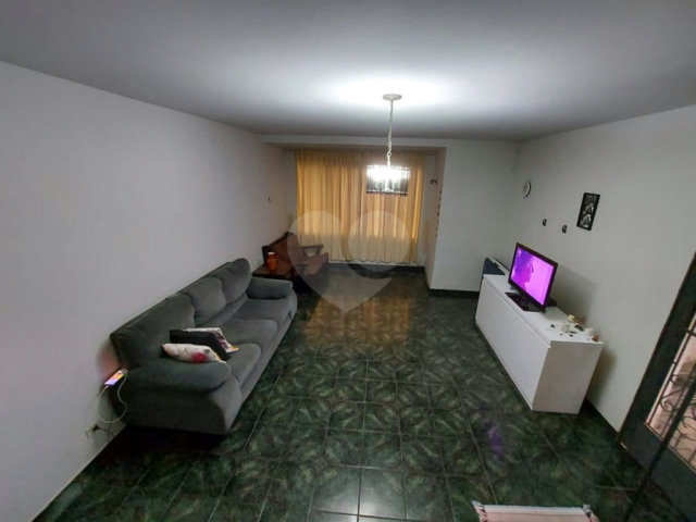 Casa à venda com 3 quartos em Santo Amaro, São Paulo, SP