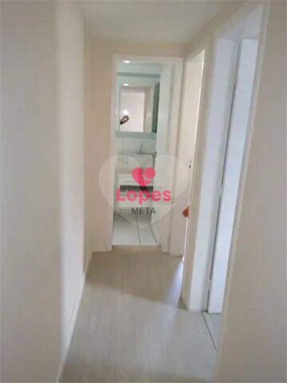 Apartamento à venda com 3 quartos, sendo 1 suíte, em Parque Industrial, São José dos Campos, SP