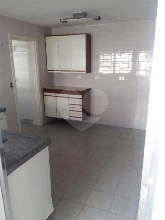 Casa localizada no Bairro Imirim / 03 Dormitórios
