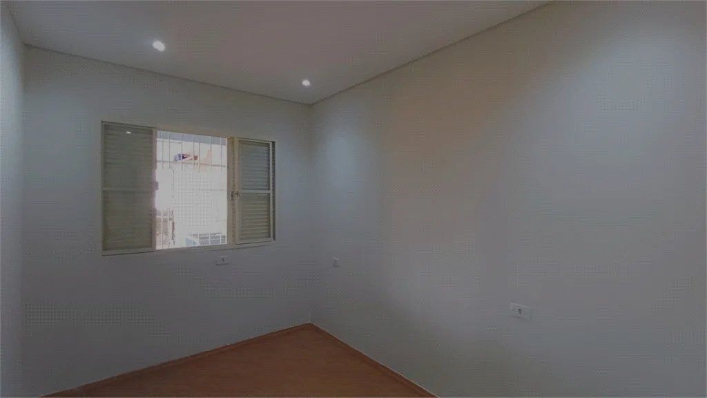Sobrado à venda com 3 quartos em Bonfim, Osasco, SP
