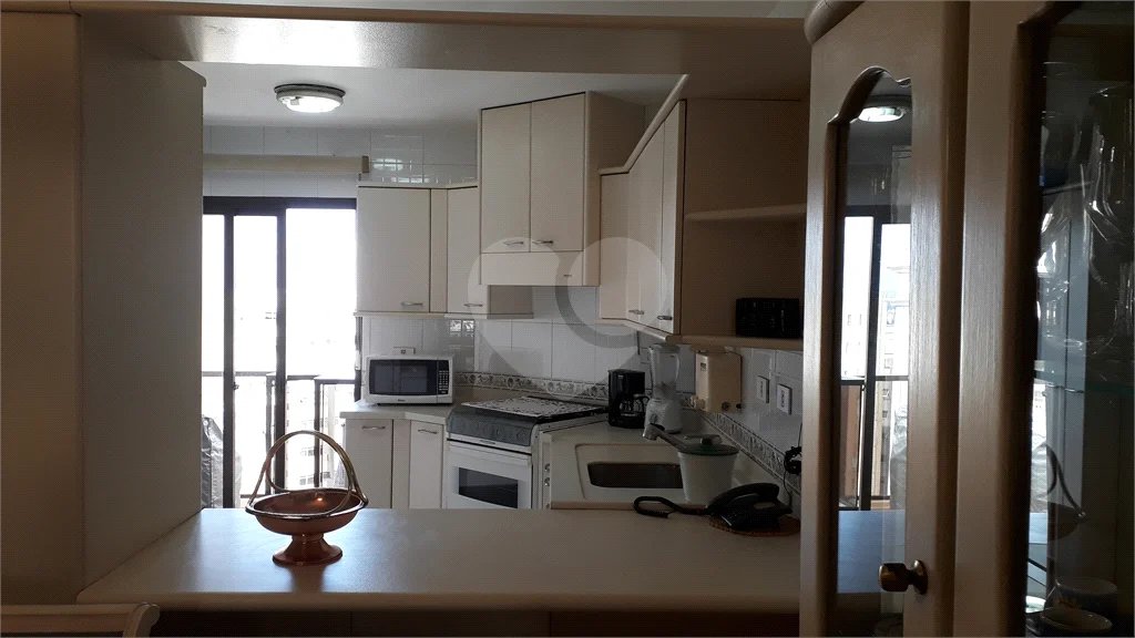 Apartamento à venda mobiliado nos Jardins — 126 m²