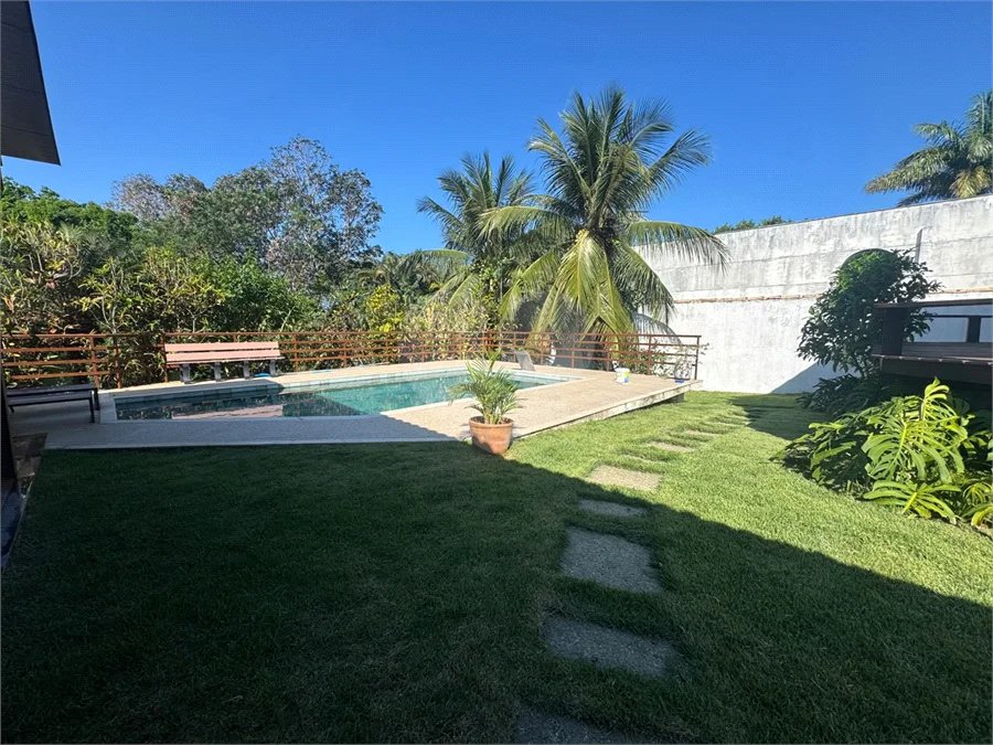 Casa à venda com 4 suítes em Ferradura, Armação dos Búzios, RJ