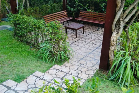 Casa à venda com 3 quartos, sendo 1 suíte, no condomínio Moradas do Horto, São Paulo - SP