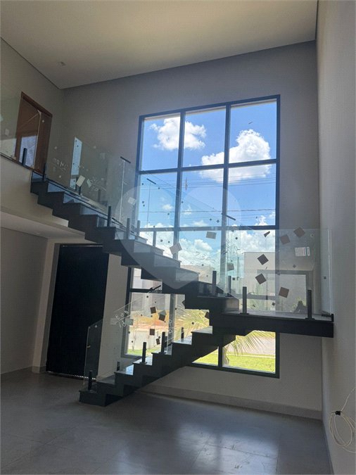 Casa à venda ou para alugar com 4 quartos, sendo 3 suítes, no condomínio Residencial Milano, Indaiatuba - SP