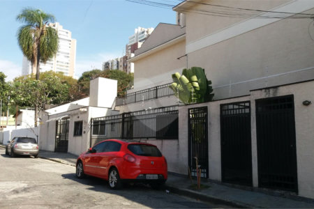 Casa à venda com 2 suítes no condomínio Residencial Taormina, São Paulo - SP