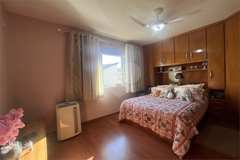 Sobrado à venda com 3 quartos em Vila Gustavo, São Paulo, SP