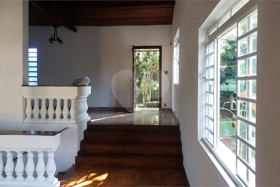 Sobrado à venda com 3 quartos, sendo 1 suíte, em Horto, São Paulo, SP