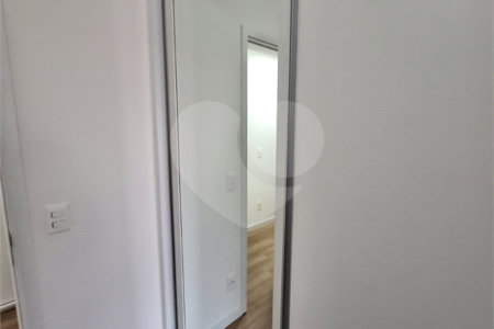 Apartamento à venda com 3 suítes em Vila Anastácio, São Paulo, SP