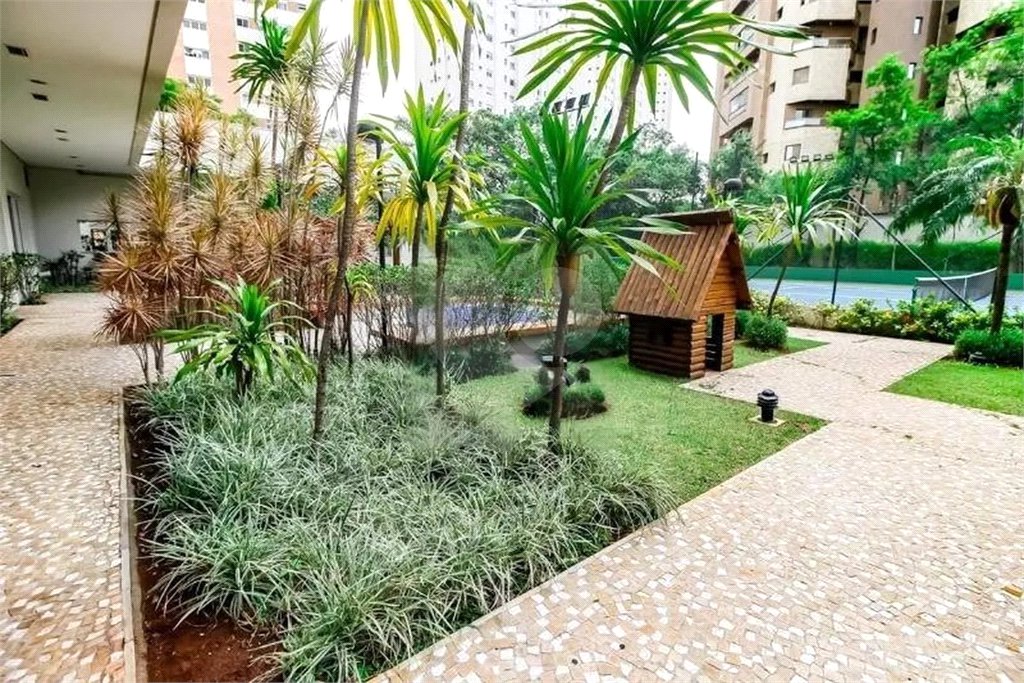 Apartamento à venda com 4 suítes em Vila Andrade, São Paulo, SP