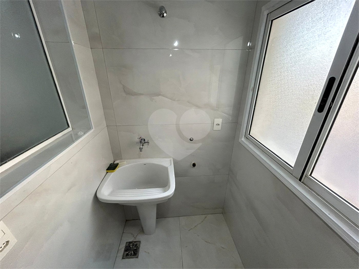 Apartamento à venda com 3 quartos, sendo 1 suíte,  em Jardim Judith, Sorocaba, SP